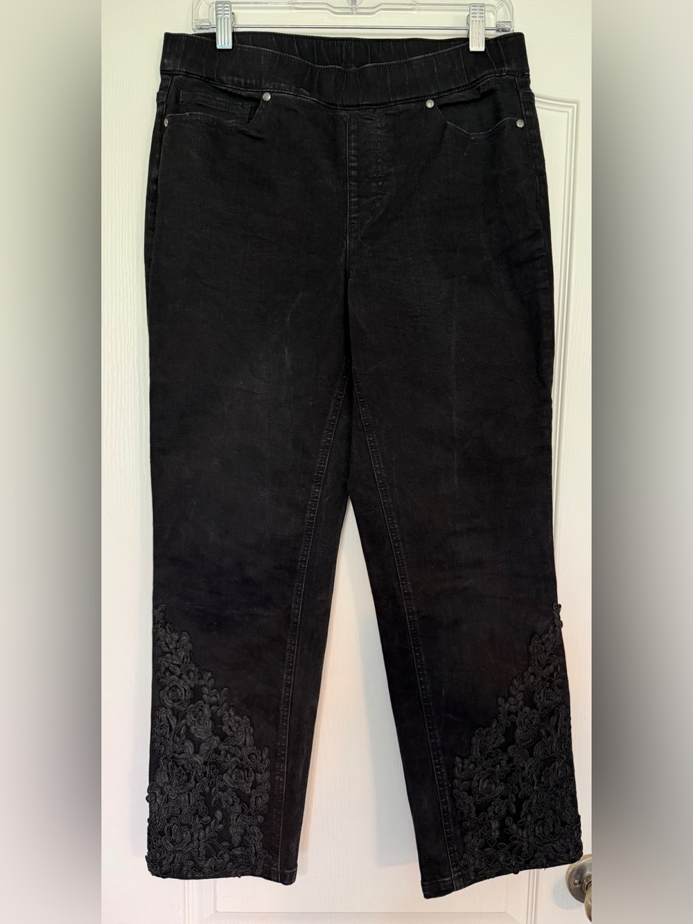 Belle by Kim Gravel Women's Black Jeans lace applica women’s 10